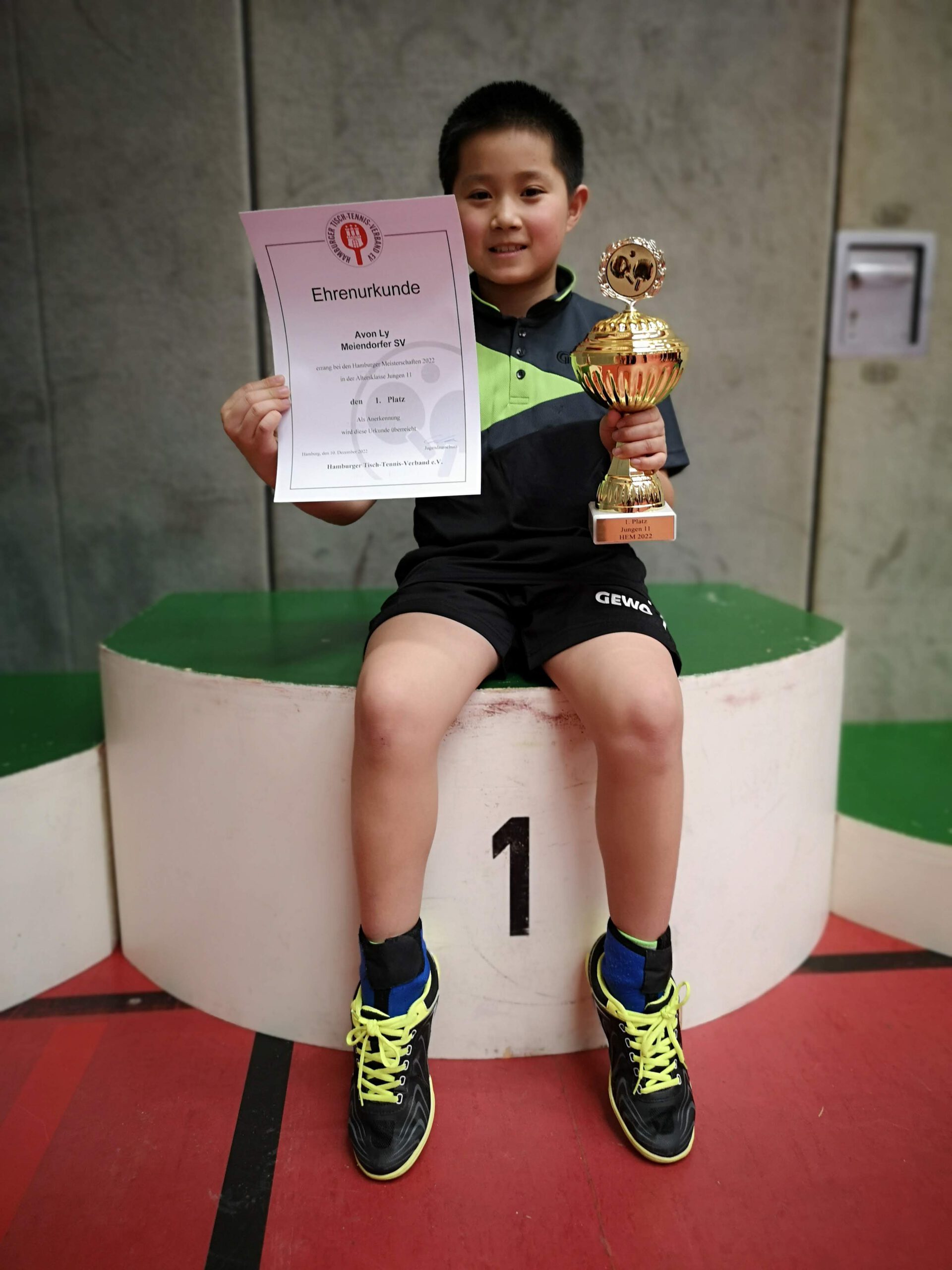 Avon Hamburger Meister